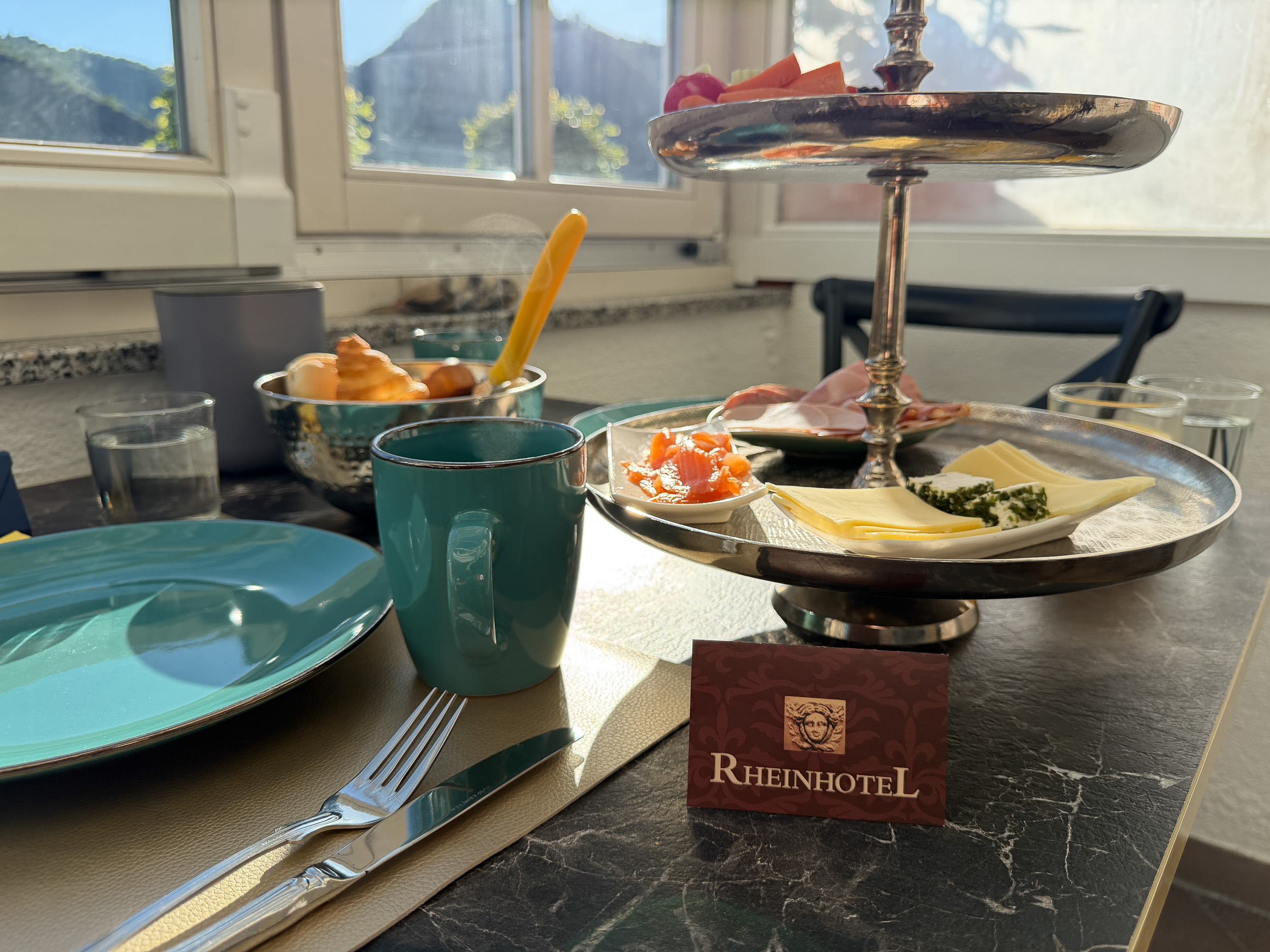 Frühstück im Rheinhotel, Bild 2