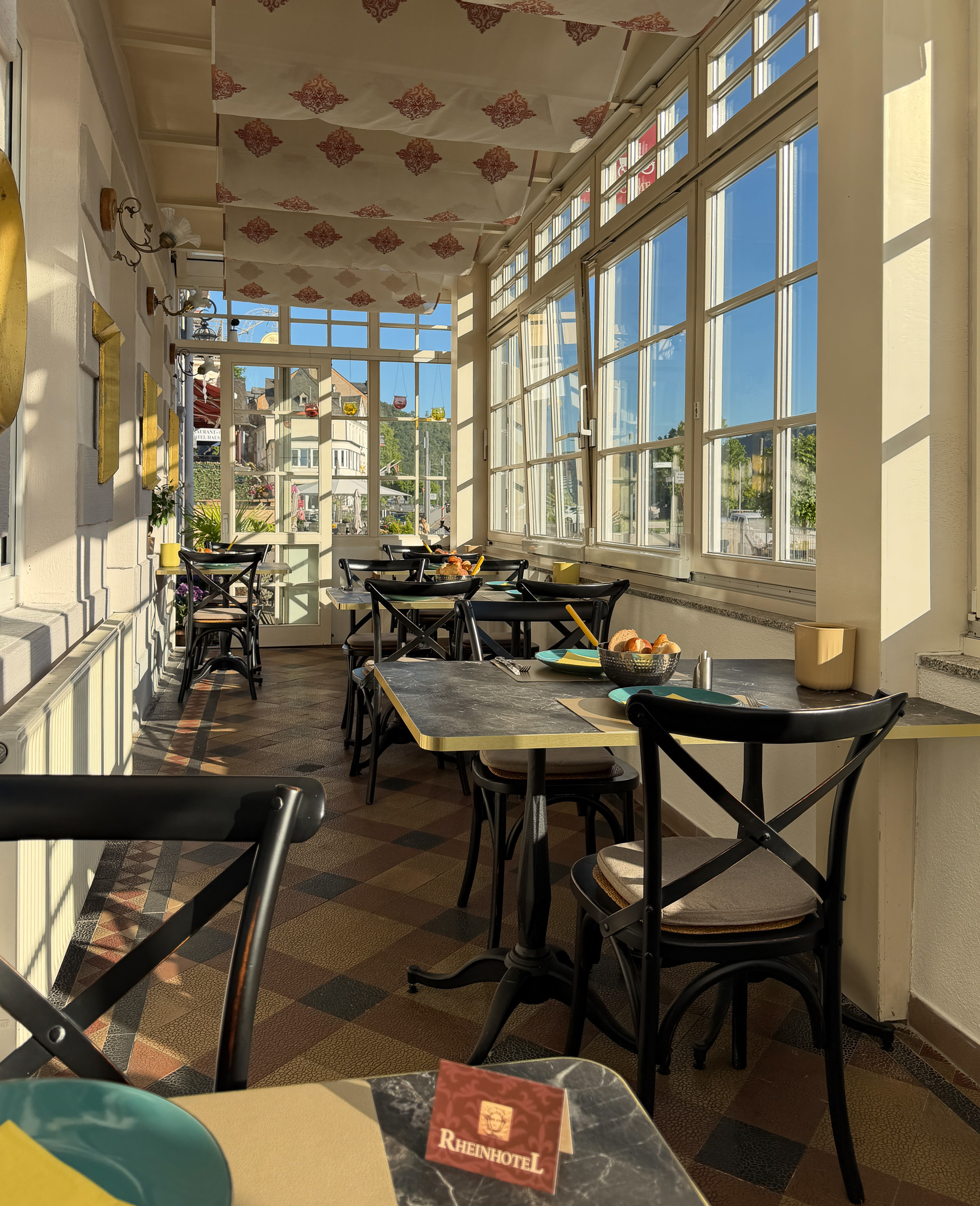 Frühstück im Rheinhotel, Bild 12