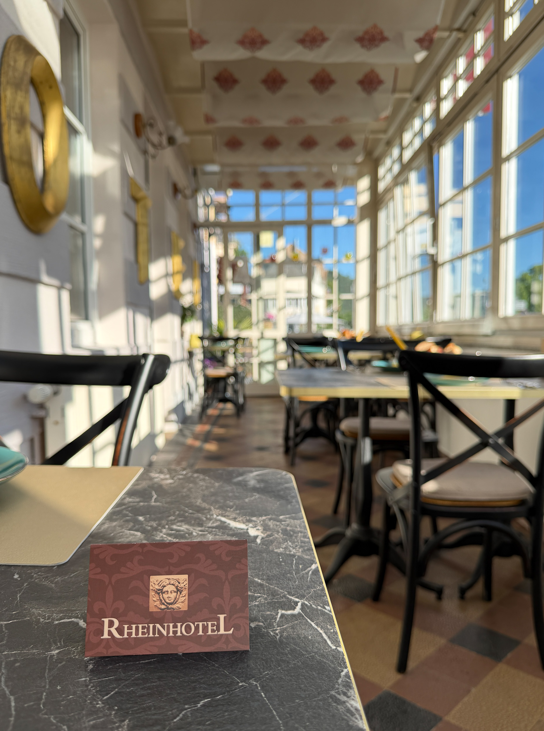 Frühstück im Rheinhotel, Bild 13